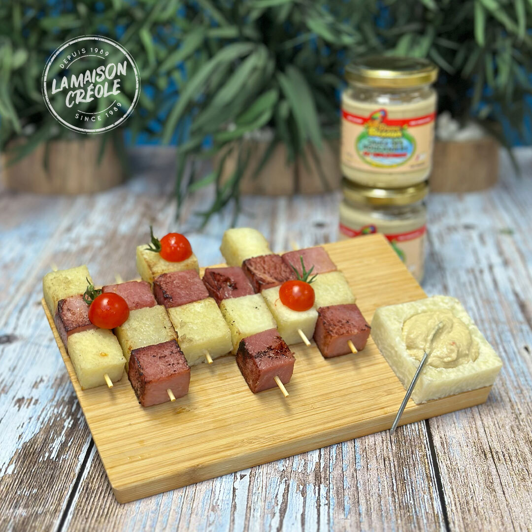 Brochette de jambon de Noël et igname à la sauce des Boucaniers Dame Besson